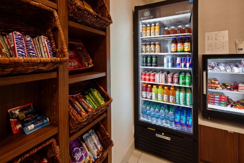 Holiday Inn Express Los Angeles LAX Airport image 32